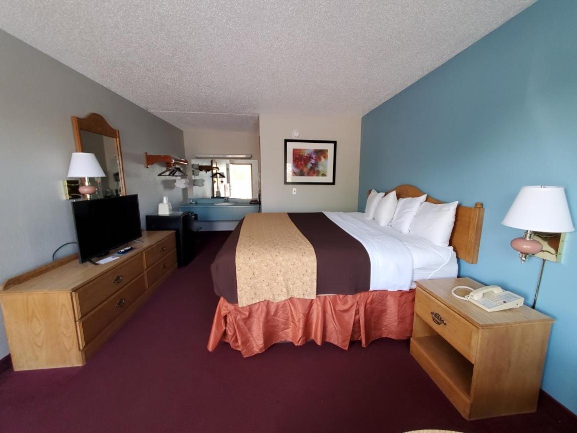 Spinning Wheel Inn Branson Esterno foto