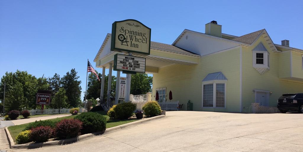 Spinning Wheel Inn Branson Esterno foto